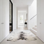 Covor BOVINA Alb cu Negru - imagine 2